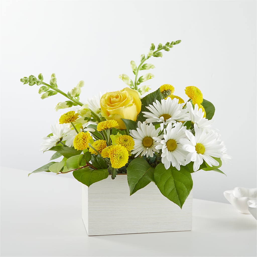 Sun Salutation Box Bouquet – KAREN'S FLOWER KOTTAGE, Hayward CA