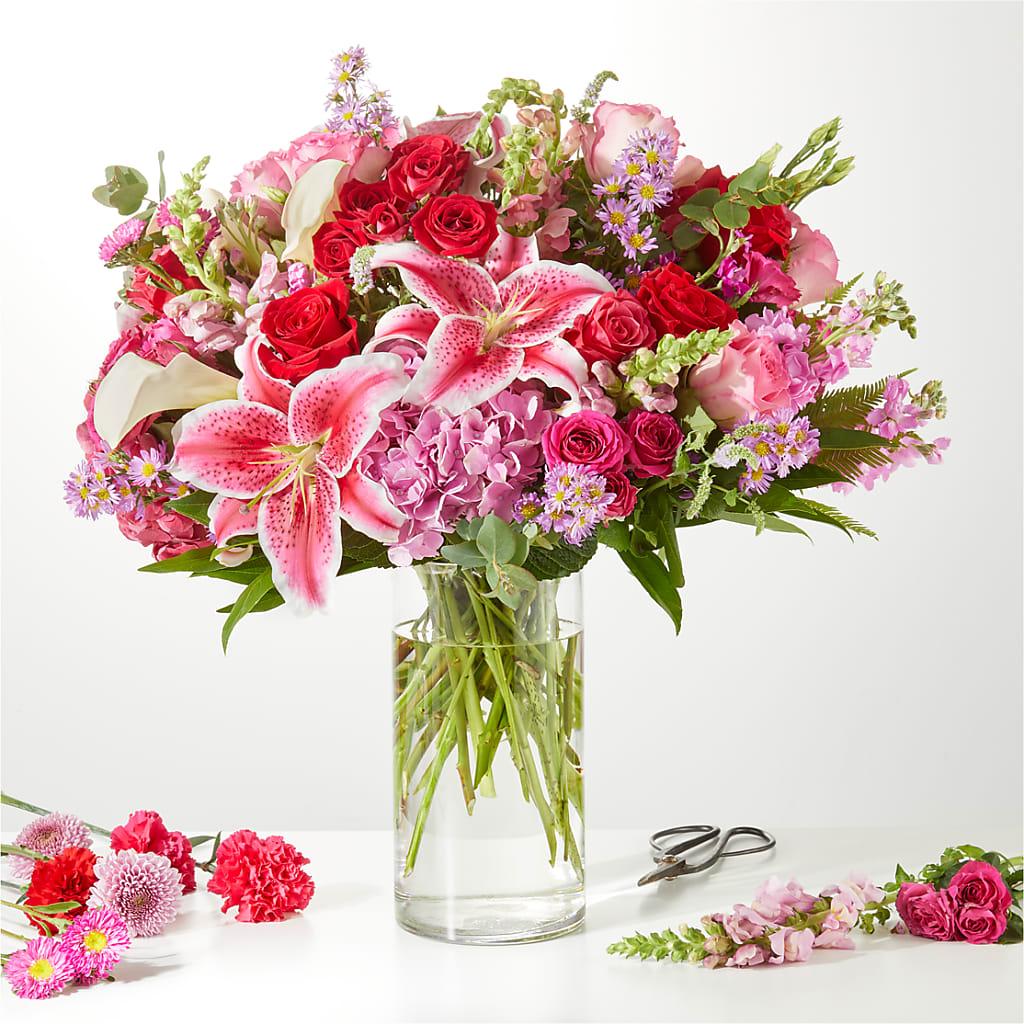 Swooning Over You - A Luxury Florist Original – KAREN'S FLOWER KOTTAGE, Hayward CA