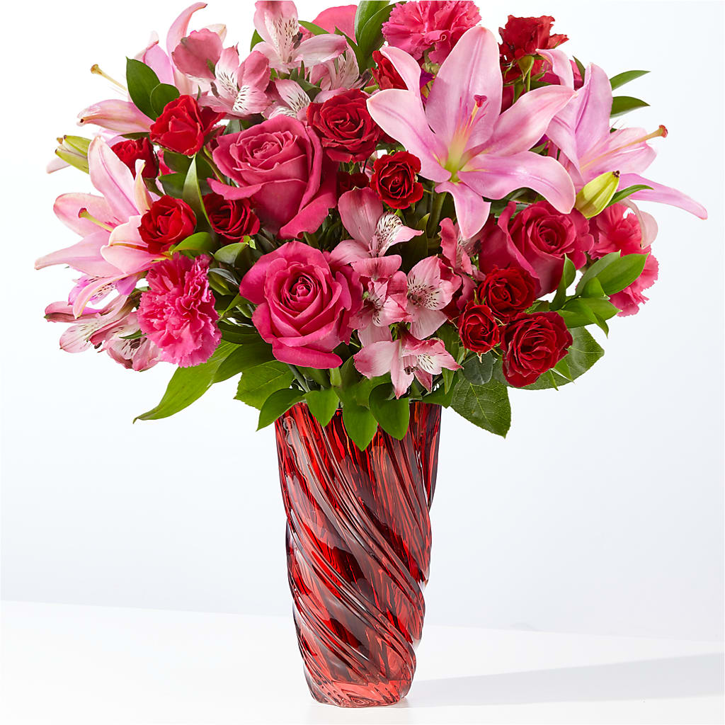 In Love Bouquet with Luxe Swirl Vase – KAREN'S FLOWER KOTTAGE, Hayward CA