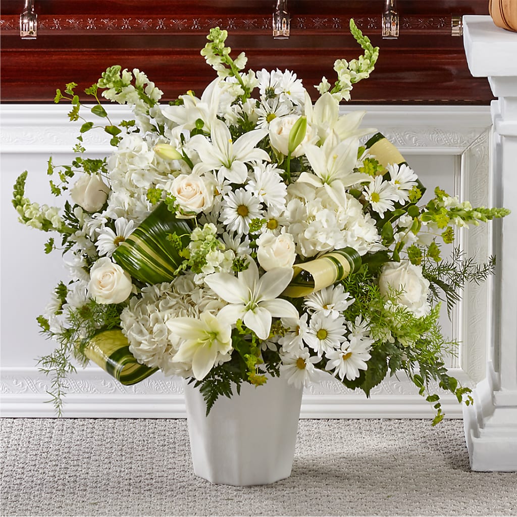 Thoughts of Tranquility Floor Basket – KAREN'S FLOWER KOTTAGE, Hayward CA