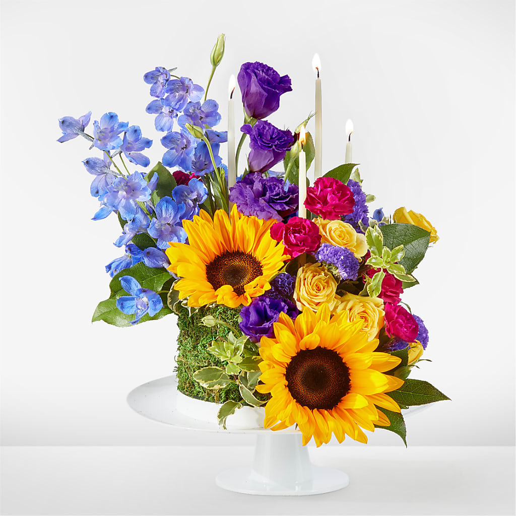 Star of the Day Floral Cake – KAREN'S FLOWER KOTTAGE, Hayward CA