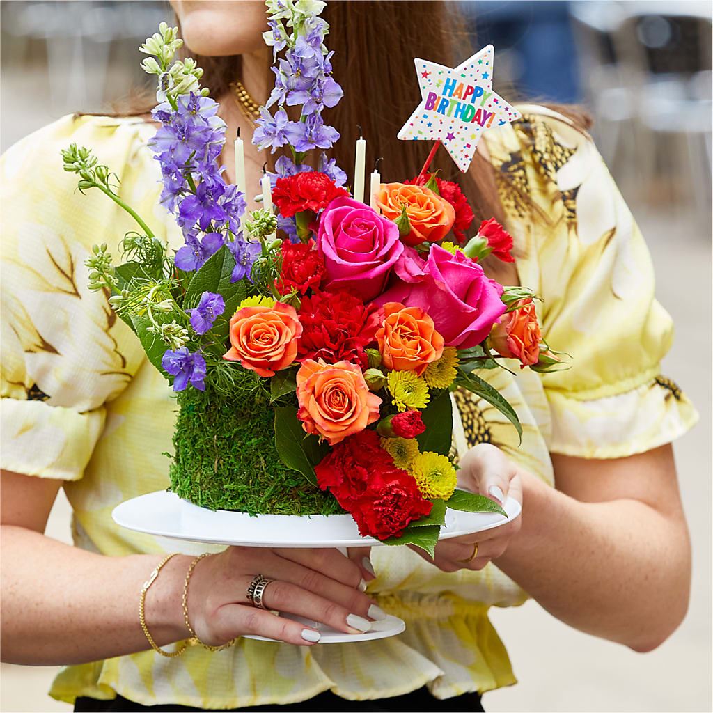 Best Year Yet Floral Cake – KAREN'S FLOWER KOTTAGE, Hayward CA