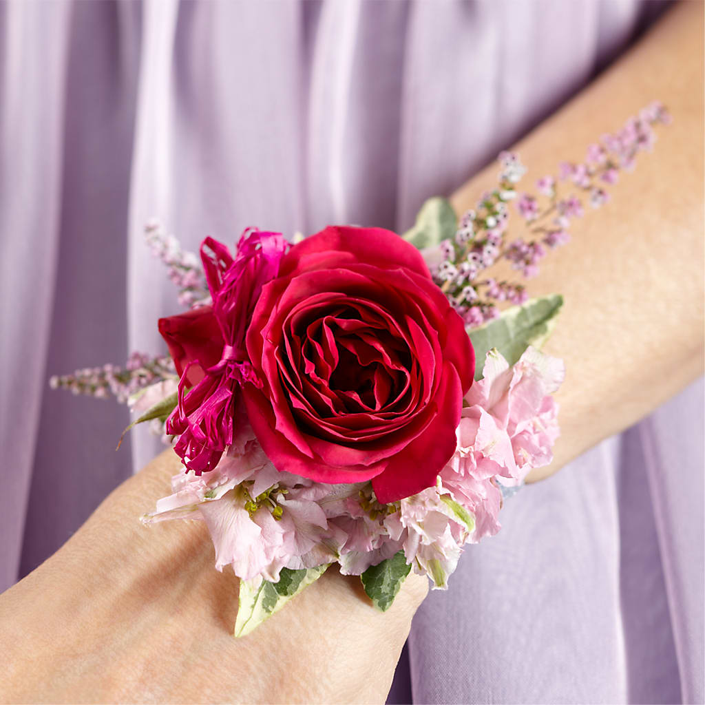 Rose Charm Corsage – KAREN'S FLOWER KOTTAGE, Hayward CA