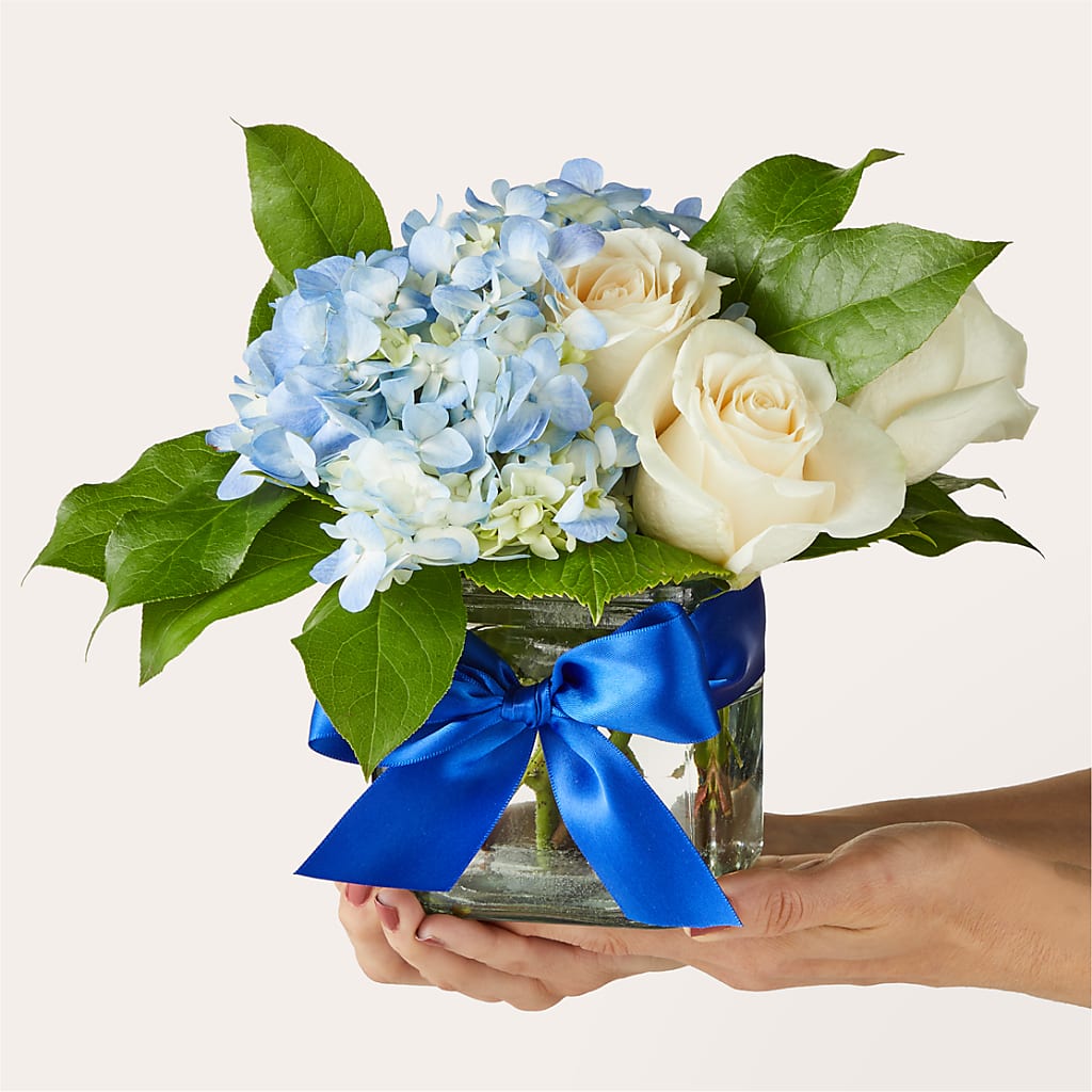Sky Blue Delight Bouquet – KAREN'S FLOWER KOTTAGE, Hayward CA