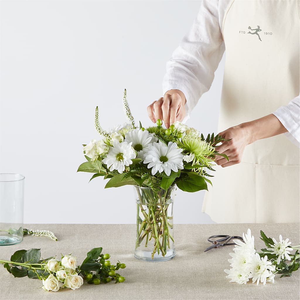 Irish Garden - A Florist Original – KAREN'S FLOWER KOTTAGE, Hayward CA