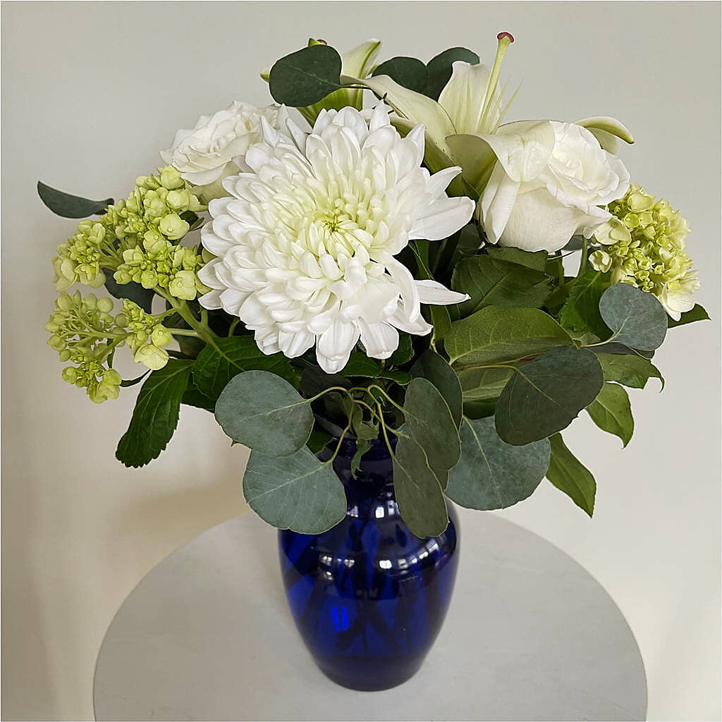 Snowy Dreams Bouquet – KAREN'S FLOWER KOTTAGE, Hayward CA