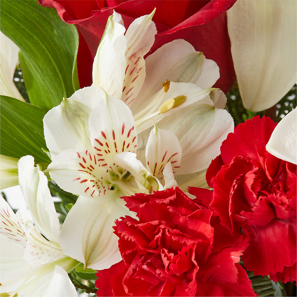 Holiday Season Bouquet – KAREN'S FLOWER KOTTAGE, Hayward CA