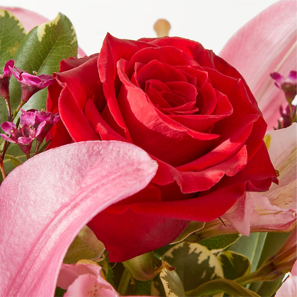 Lucky in Love Bouquet – KAREN'S FLOWER KOTTAGE, Hayward CA