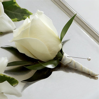 White Rose Boutonniere – KAREN'S FLOWER KOTTAGE, Hayward CA